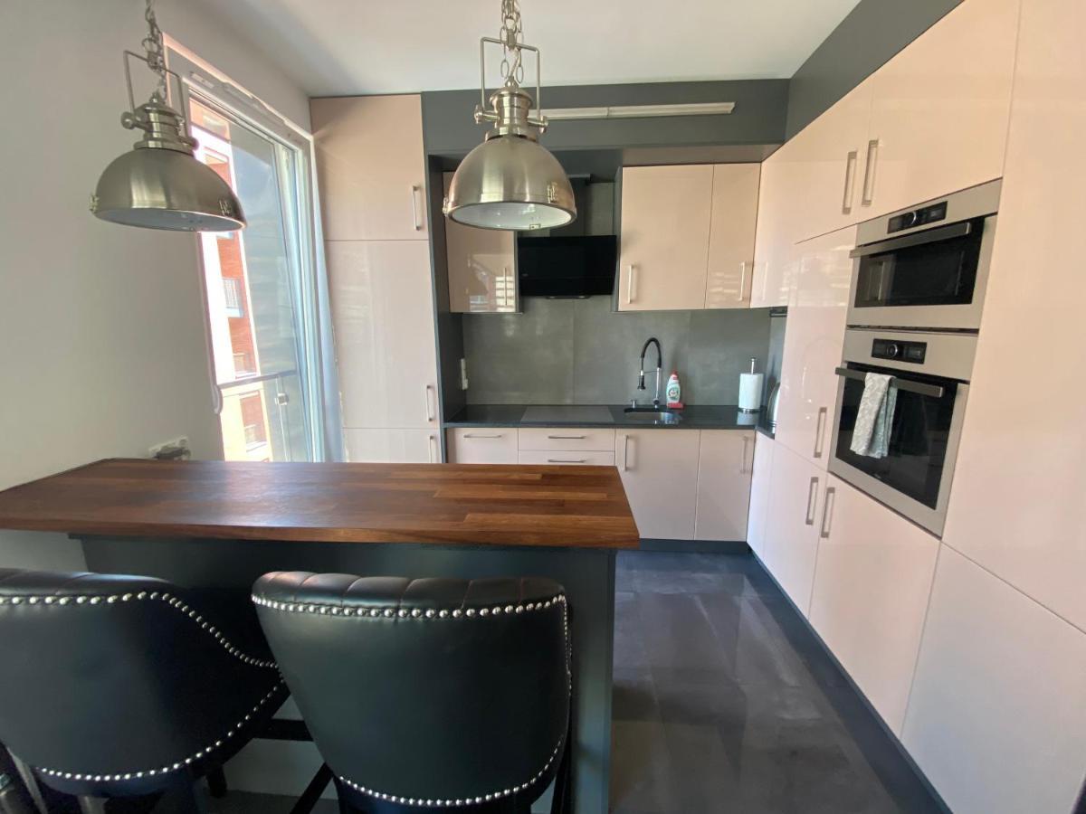 Apartament W Sercu Gdanska Z Parkingiem Podziemnym المظهر الخارجي الصورة